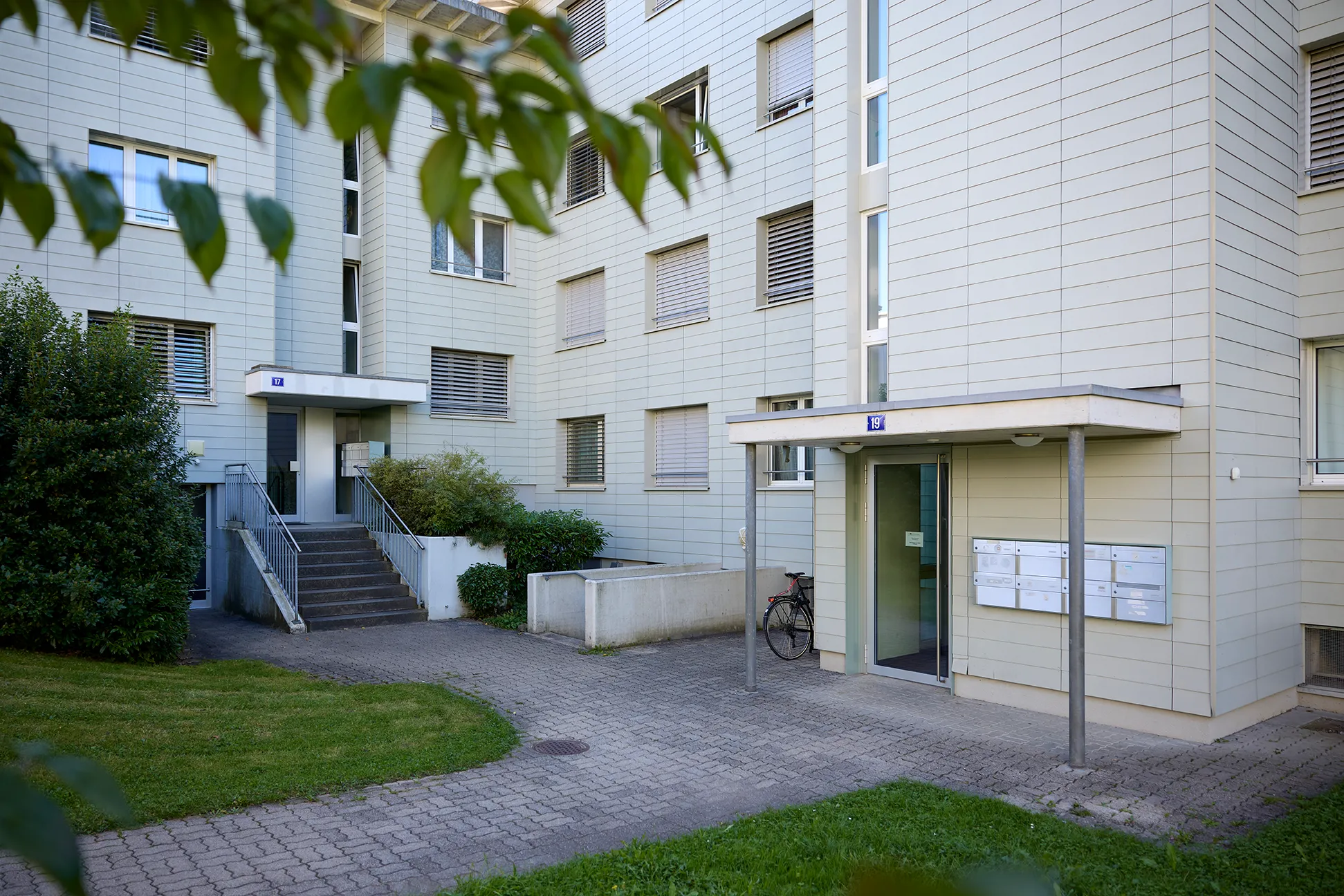 Zoom: wgw_wohnbau-genossenschaft_waldheim_winterthur_siedlung_auf_punten_19-21_1_.webp