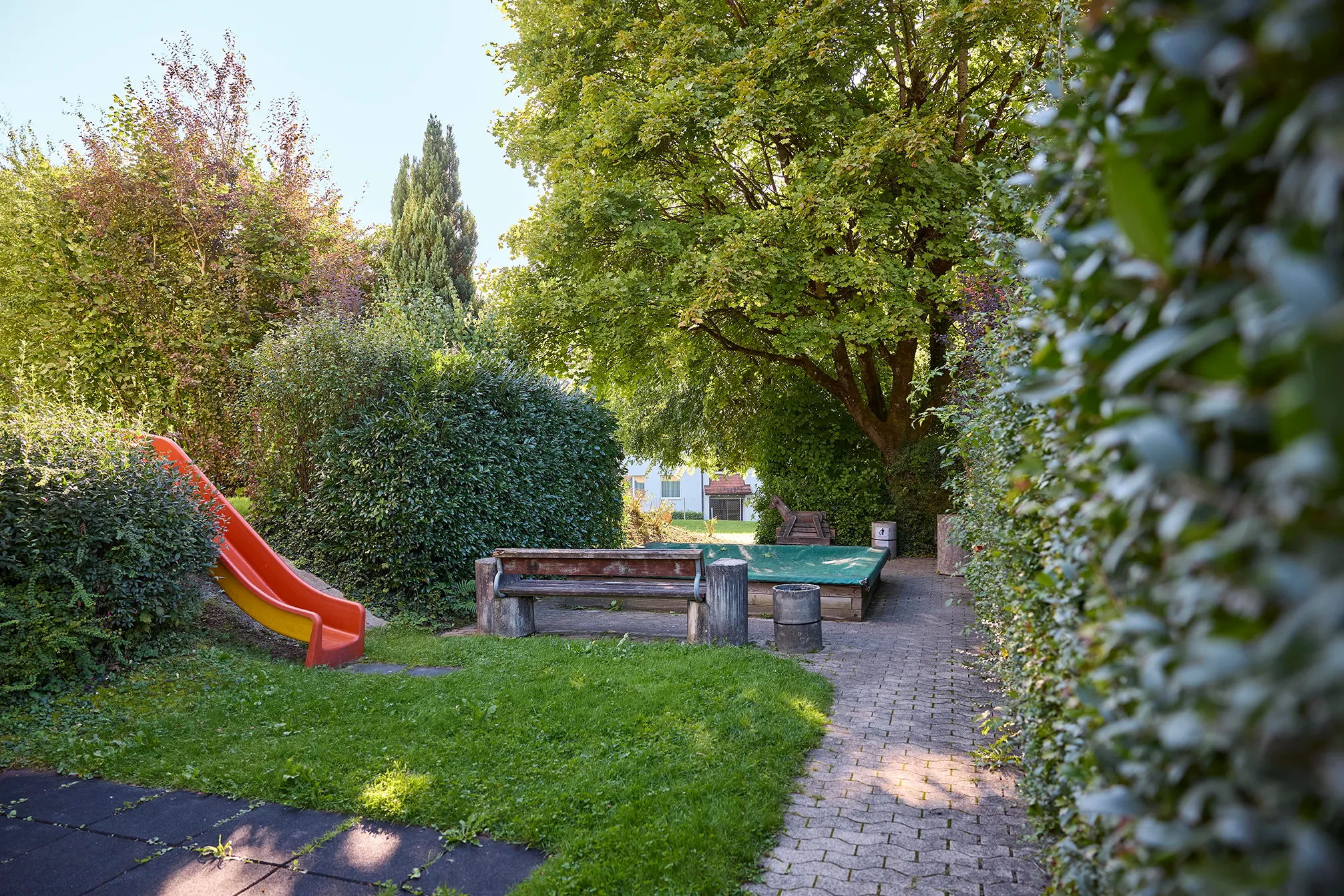Zoom: wgw_wohnbau-genossenschaft_waldheim_winterthur_siedlung_im_gruntal_22-24_1.webp